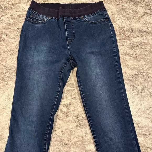 Boston Proper size 4 Jeans - Picture 4 of 6